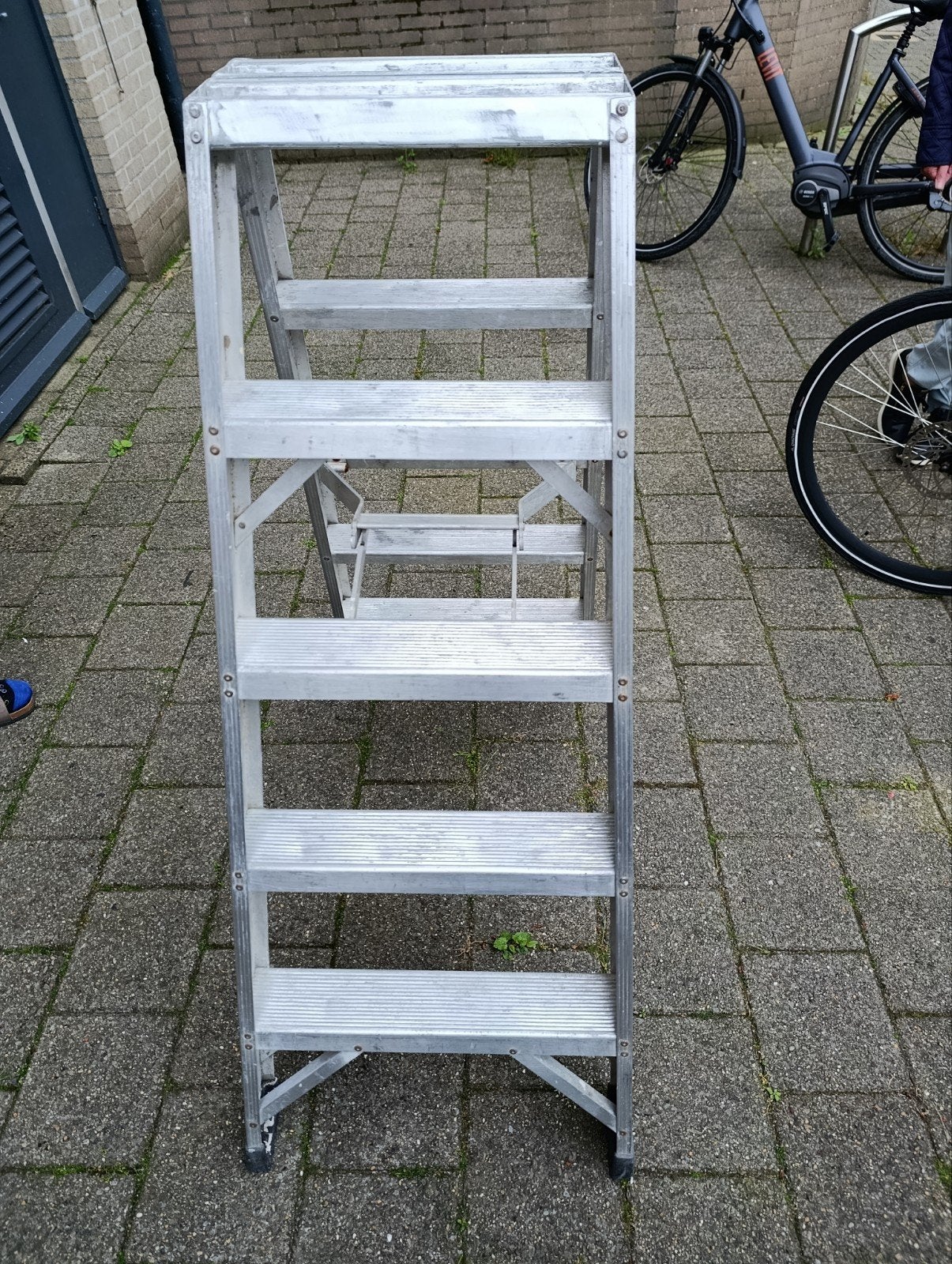 Aluminium Altrex trap, Doe-het-zelf en Verbouw, Ladders en Trappen, Ophalen of Verzenden, Minder dan 2 meter