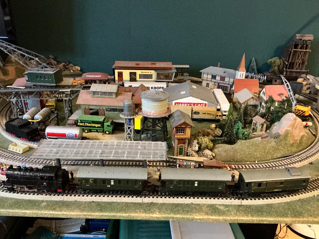 Marklin Baureihe 81 met donderbussen, Hobby en Vrije tijd, Modeltreinen | H0, Wisselstroom, Treinset, Ophalen of Verzenden, Zo goed als nieuw