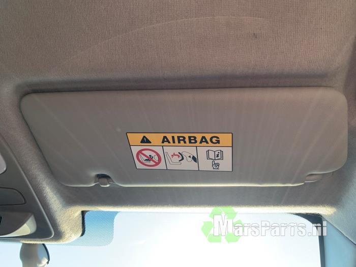 Zonneklep van een Renault Clio, Gebruikt, -, Renault, -