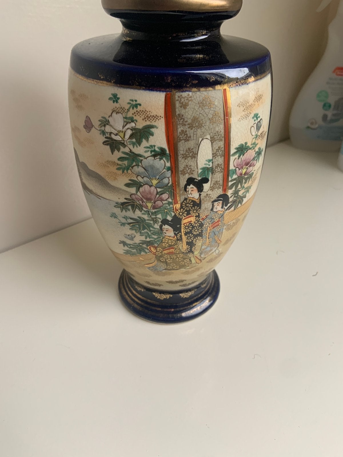 Antieke japanse vaas, Ophalen