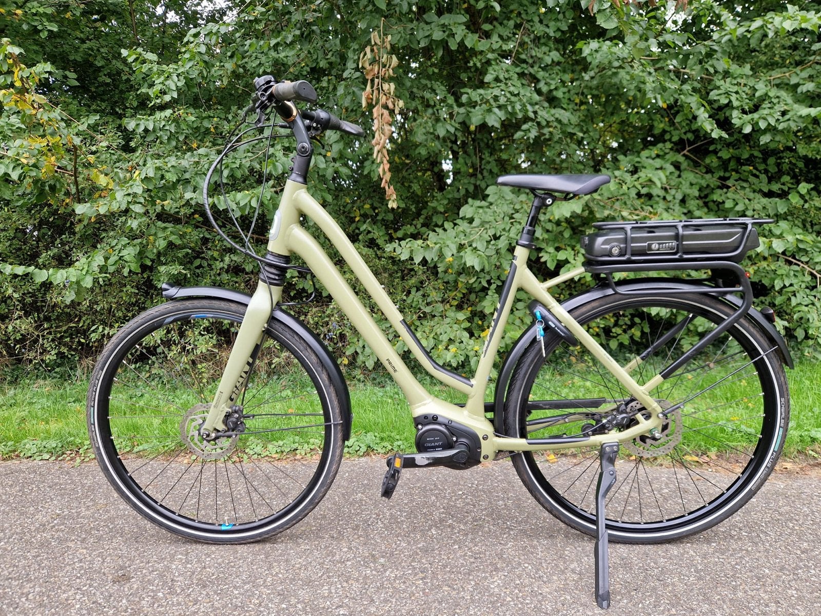 Giant elektrische fiets met middenmotor en groot bereik, Ophalen, Gebruikt, 50 km per accu of meer, Giant
