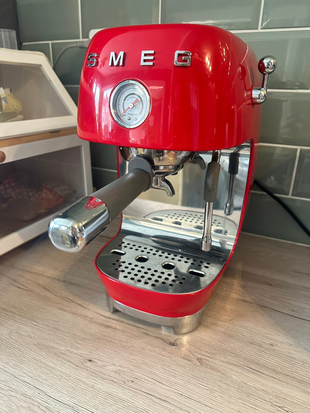 SMEG Handmatige Espresso machine met cold brew functie, Witgoed en Apparatuur, Koffiezetapparaten, Espresso apparaat, Gemalen koffie