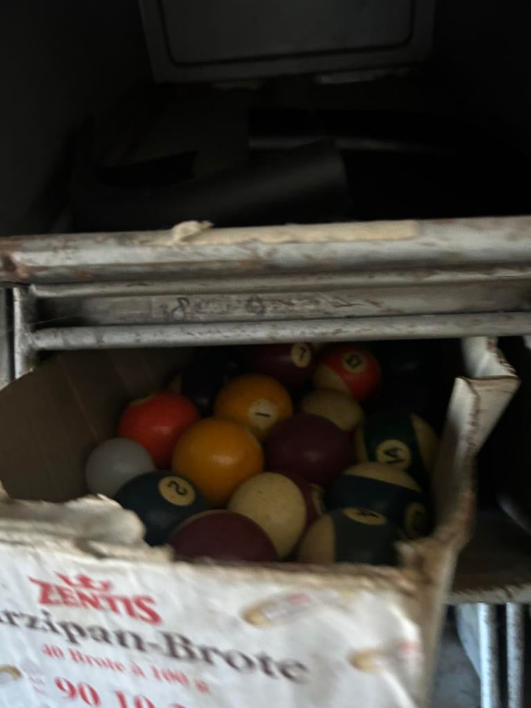 Grote partij pool ballen biljart, Ophalen of Verzenden, Gebruikt, Keu of Ballen