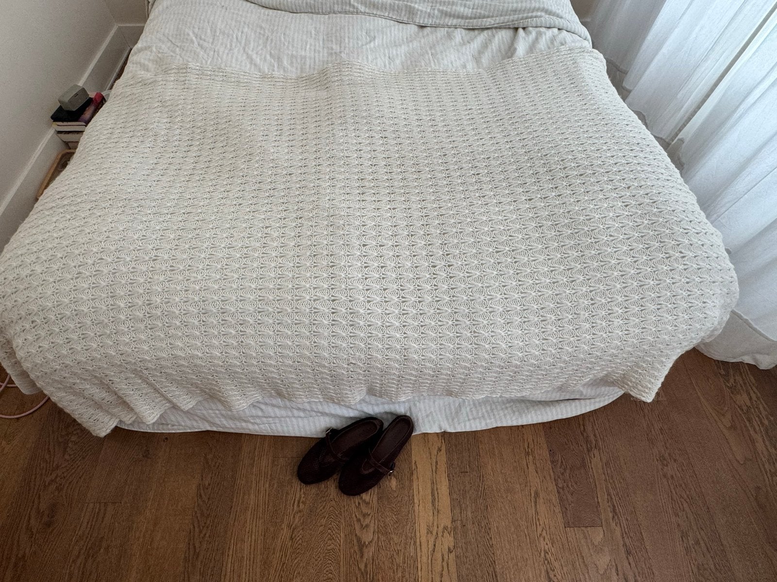 Crèmekleurige gehaakte sprek wollig van voor tweepersoonsbed, Huis en Inrichting, Slaapkamer | Beddengoed, Wit, Katoen, Tweepersoons