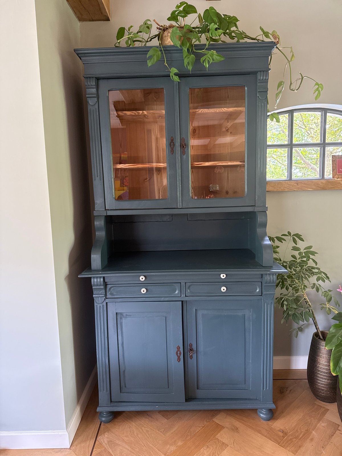 Mooie donkerblauwe kast, 1.10m breed, 2.00m hoog, Huis en Inrichting, Ophalen, Gebruikt