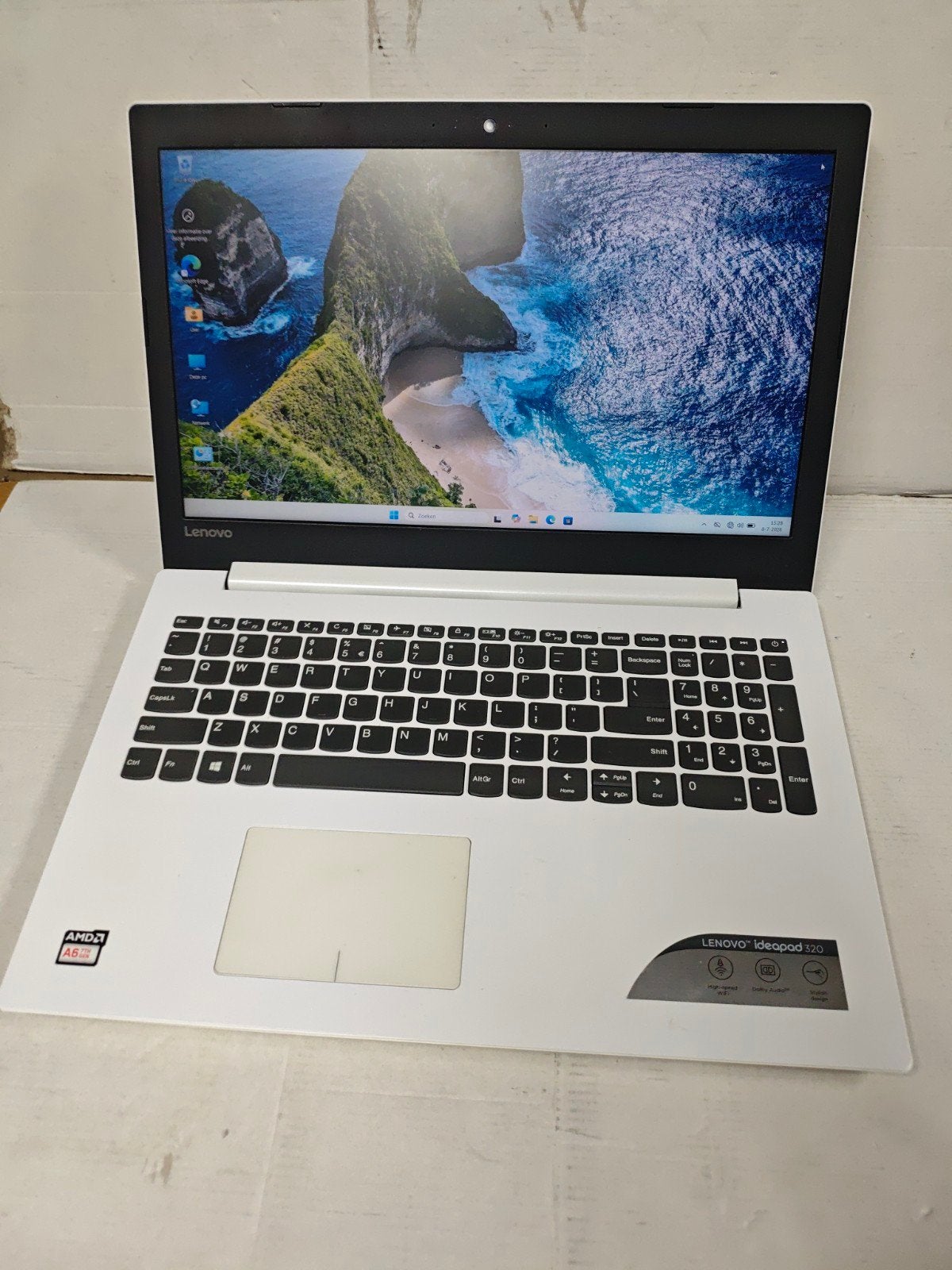Lenovo 15.6 Inch AMD A6-9220 4GB 250GB SSD Windows 11 (WIT), Computers en Software, Ophalen, Gebruikt, 250 GB, Lenovo Ideapad 320