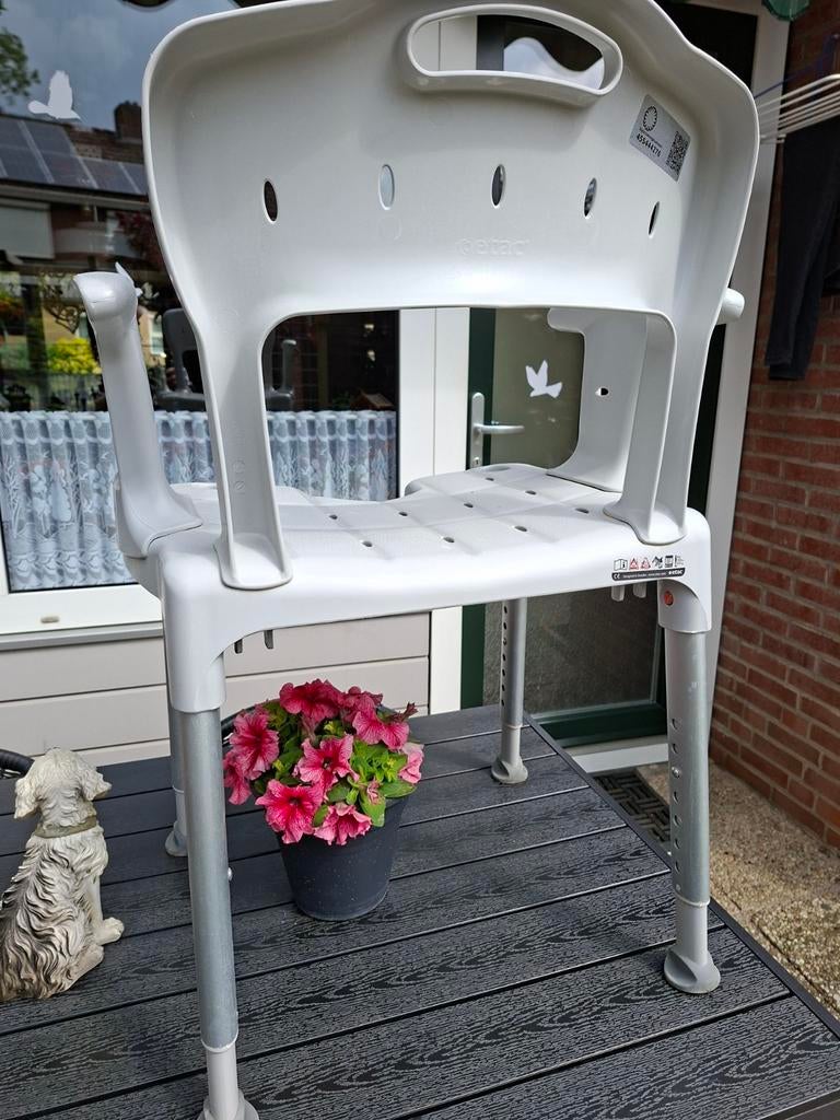 DOUCHE STOEL  Etac Swift, Huis en Inrichting, Ophalen, Kunststof, Zo goed als nieuw, Eén