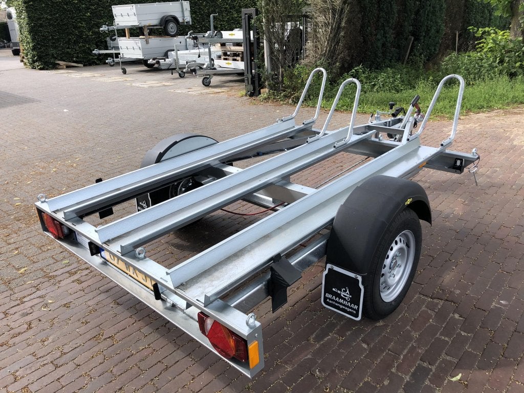 Humbaur motor trailer 3 motoren 1.795,00 incl. btw / leges, Gebruikt