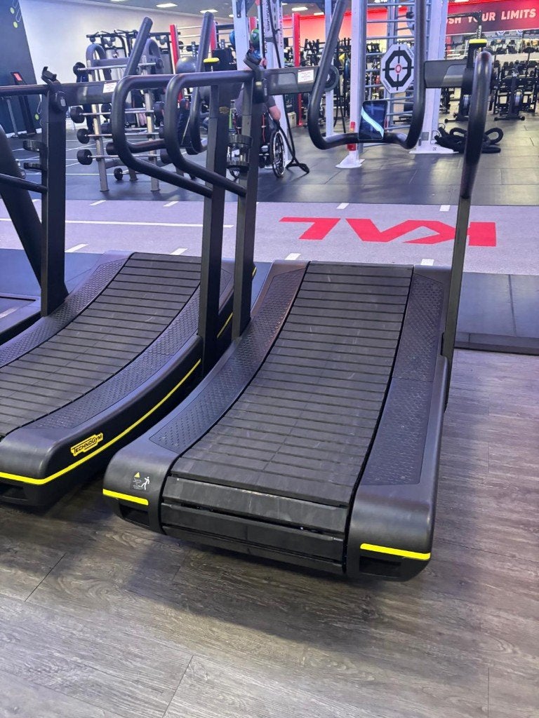 2 x Technogym Skillmill connect, Ophalen, Overige materialen, Gebruikt, Loopband