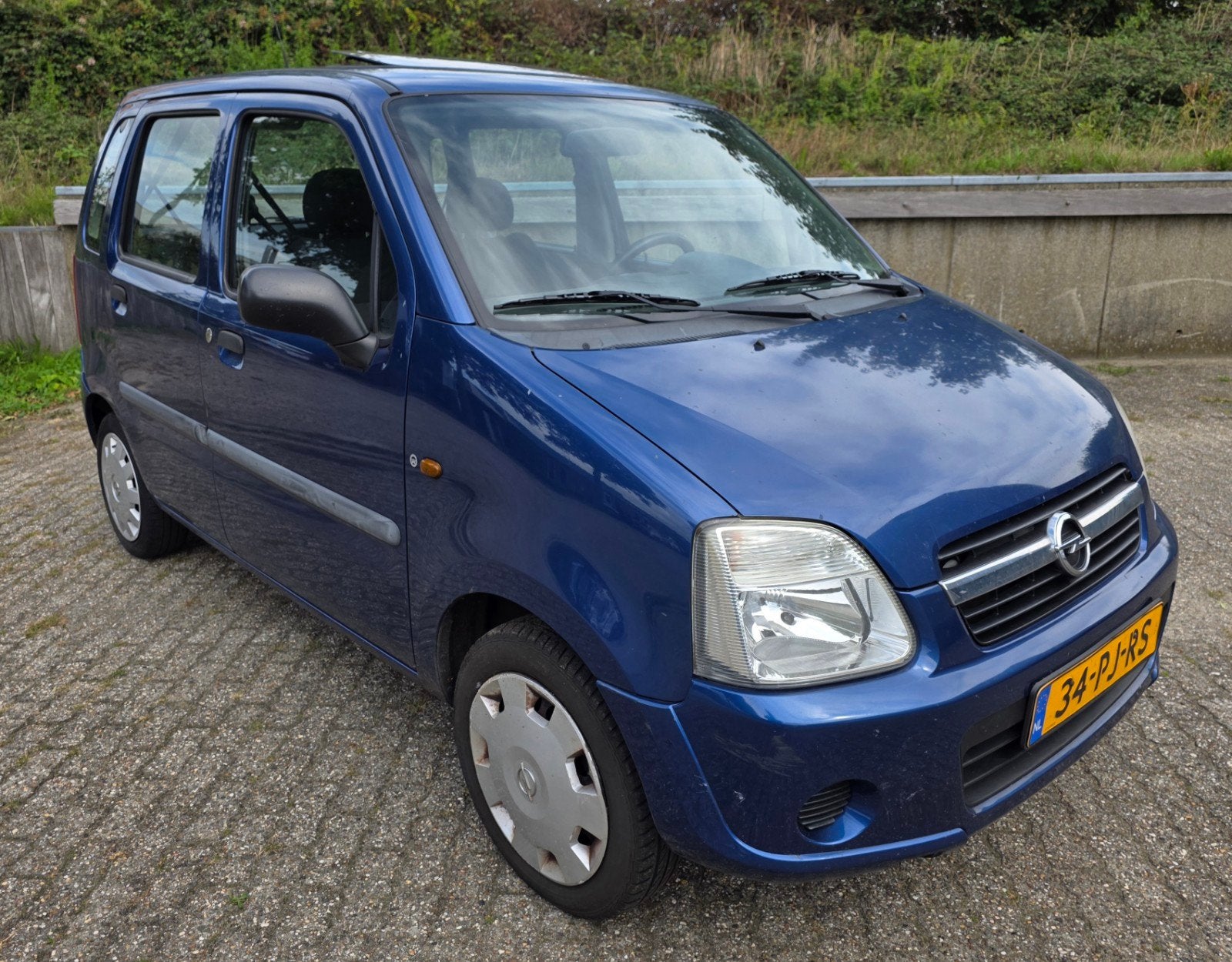 Opel Agila 1.2 I 16V **NIEUWE APK**, Auto's, Voorwielaandrijving, 74 pk, Blauw, Origineel Nederlands