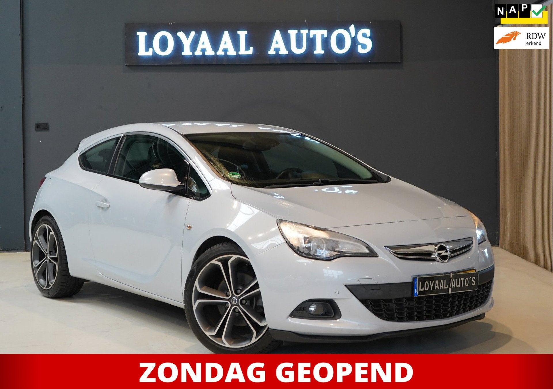 Opel Astra GTC N1.4 Turbo Sport | CRUISE | STOELVER. | PDC |, Voorwielaandrijving, Gebruikt, 4 cilinders, 700 kg