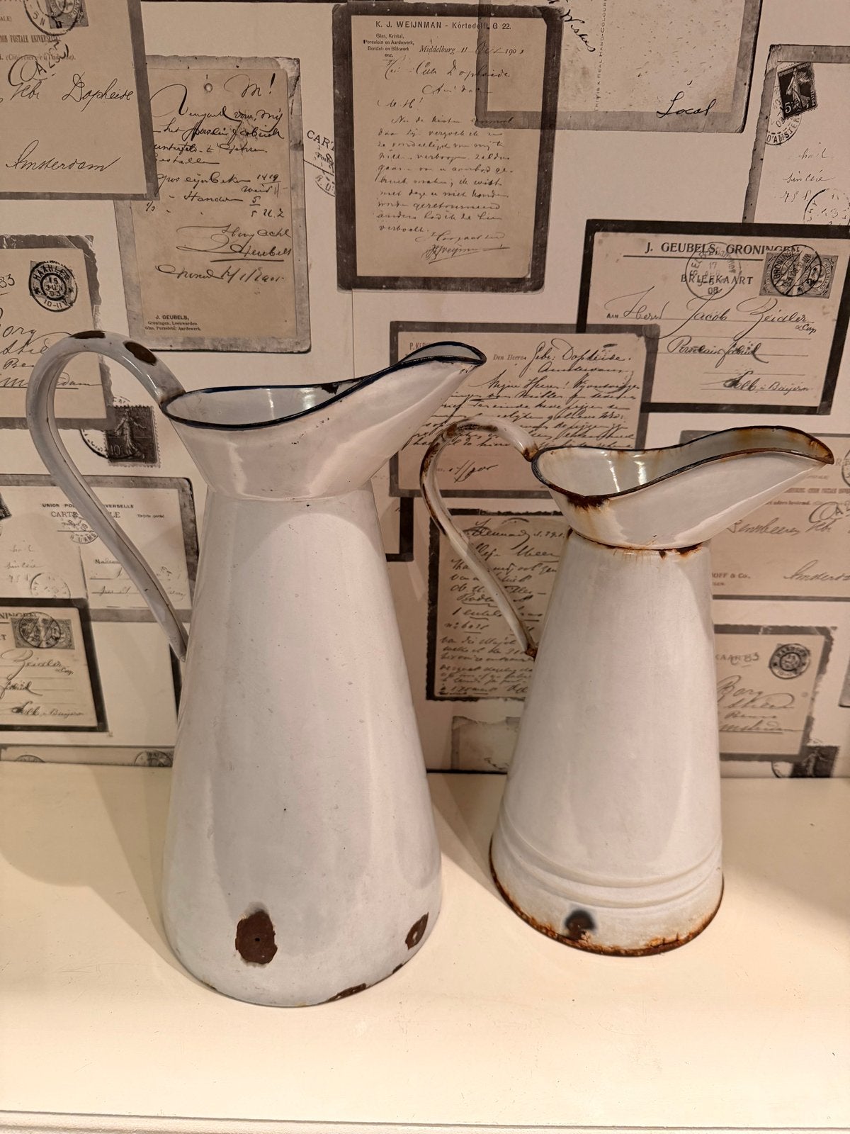 Brocante emaille waterkannen, Ophalen