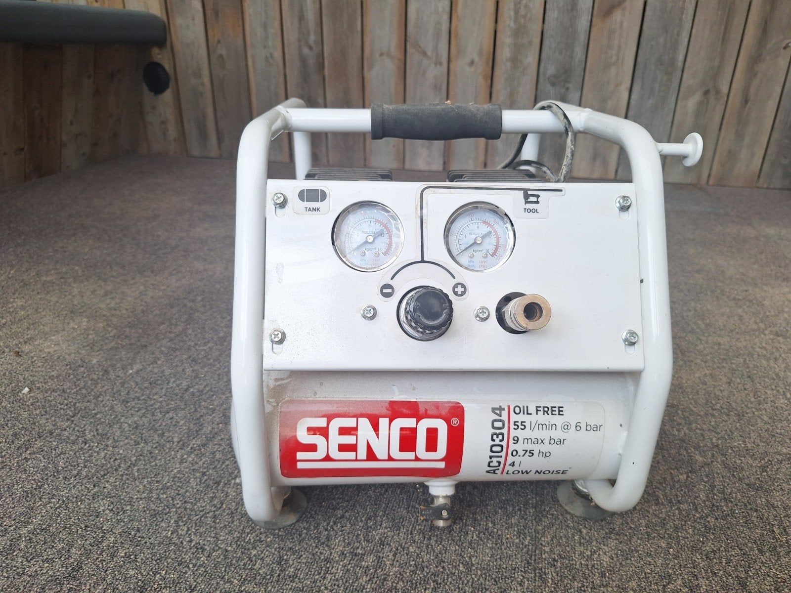 Senco AC10304 Olievrije Compressor - Zo goed als nieuw, Ophalen, 6 tot 10 bar, Zo goed als nieuw, Minder dan 200 liter/min