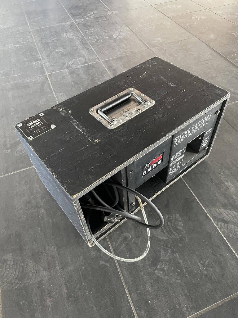 Smoke Factory Tour Hazer II v.2, Ophalen, Gebruikt, Rookmachine