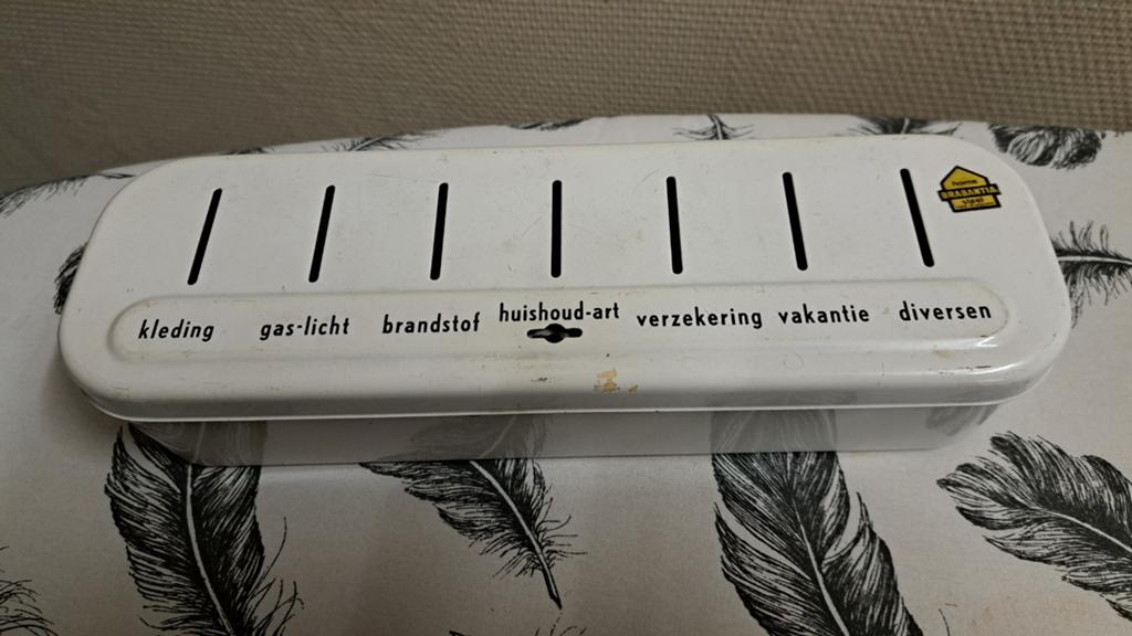 Vitage Brabantia huishuiding spaarpot sparen, Verzamelen, Spaarpotten, Ophalen of Verzenden, Gebruikt, Metaal of Blik, Overige thema's