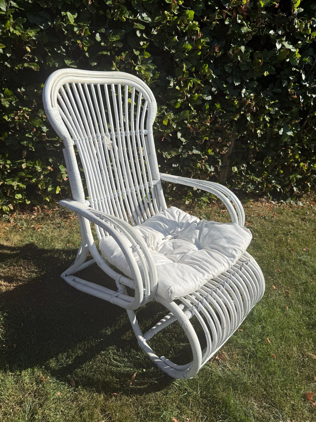 Mooie witte Rotan Riviera Maison stoel, Ophalen, Wit, Riet of Rotan, Zo goed als nieuw