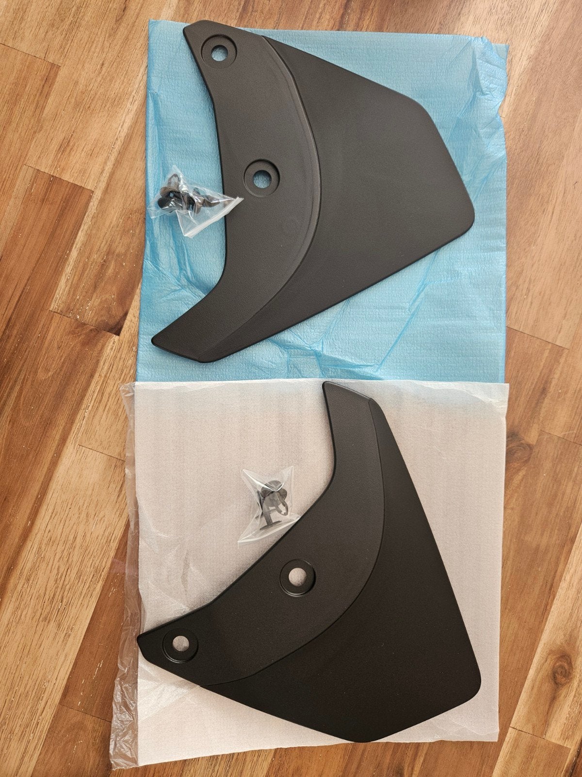 Model Y Juniper spatlappen nieuw accessoires, Ophalen of Verzenden, Nieuw