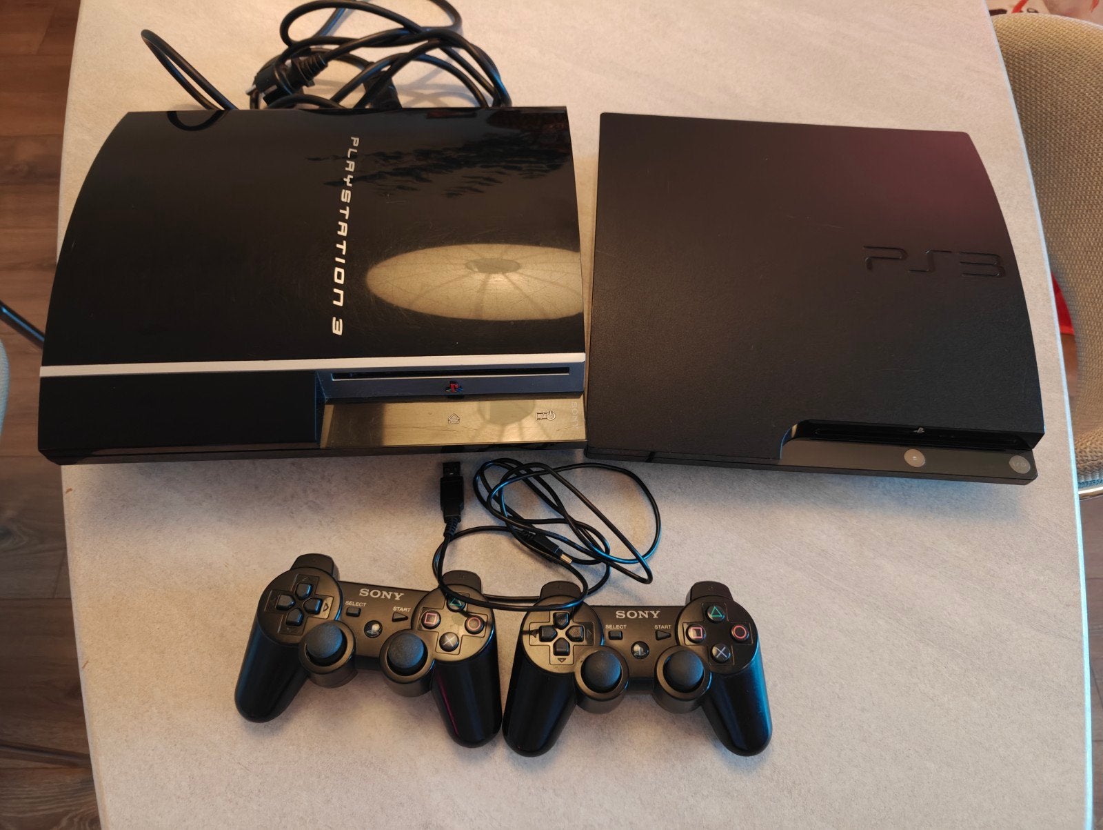 2x PS3 Phat met controllers en Gran Turismo, Ophalen, Phat, Met 2 controllers, Gebruikt