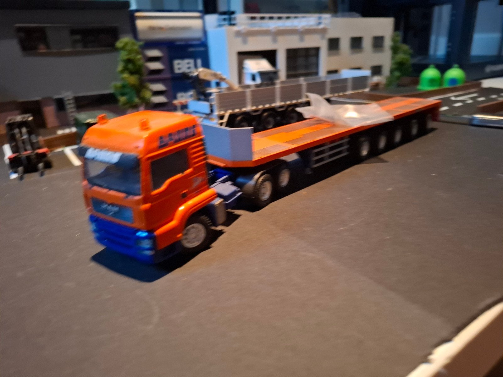 man bruns, Ophalen of Verzenden, Zo goed als nieuw, Bus of Vrachtwagen, Conrad