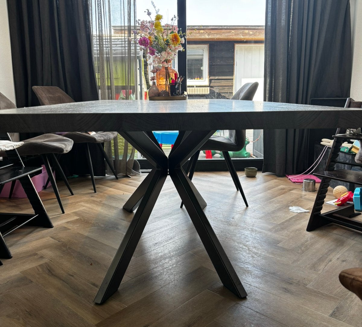 Onverwoestbare houtlopk eettafel met spinpoot onderstel, Huis en Inrichting, Ophalen, 100 tot 150 cm, 200 cm of meer, Zo goed als nieuw
