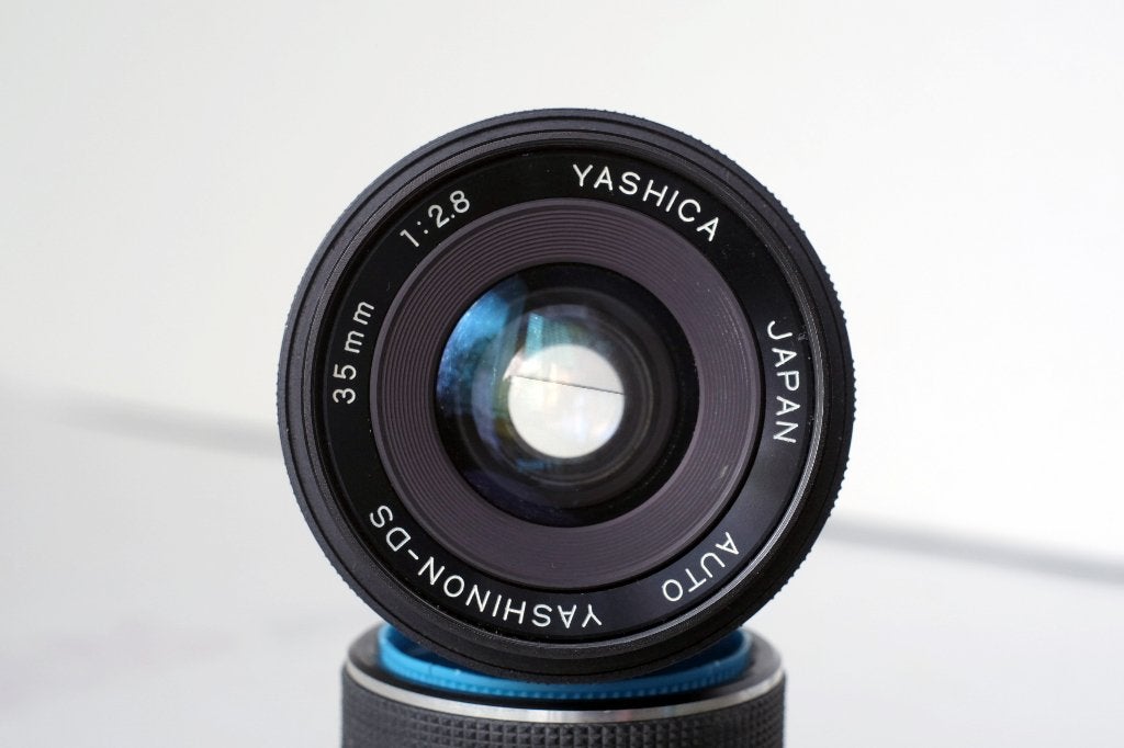 Yashica Yashinon Vintage lens DS 35mm f/2.8, M42 vatting, Audio, Tv en Foto, Fotografie | Lenzen en Objectieven, Gebruikt, 35 mm