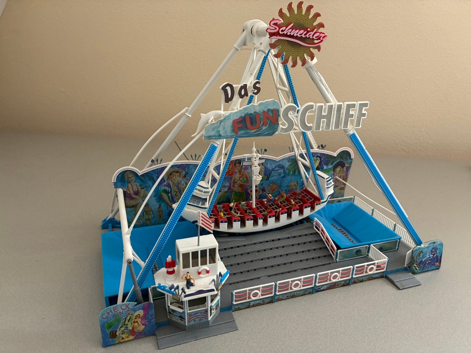 Faller 140420 FUN-schiff gebouwd schaal H0 met figuren, Wisselstroom, Gebruikt, Brug, Tunnel of Gebouw, Ophalen