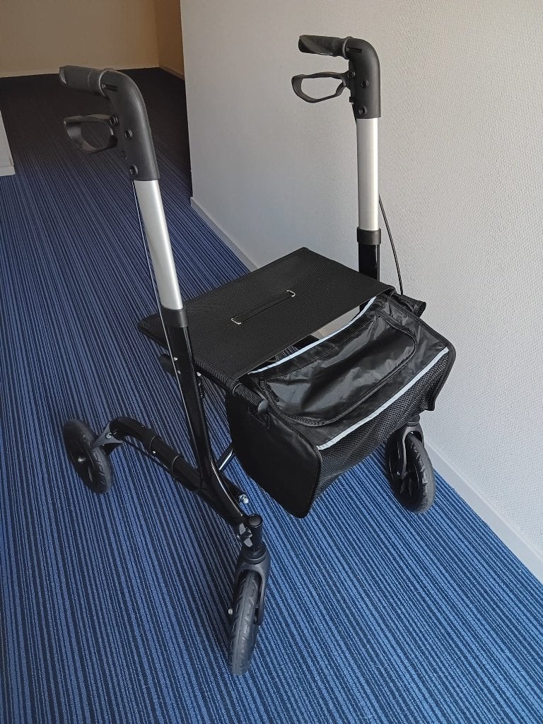 Rollator Lichtgewicht, Diversen, Rollators, Ophalen, Lichtgewicht, Zo goed als nieuw