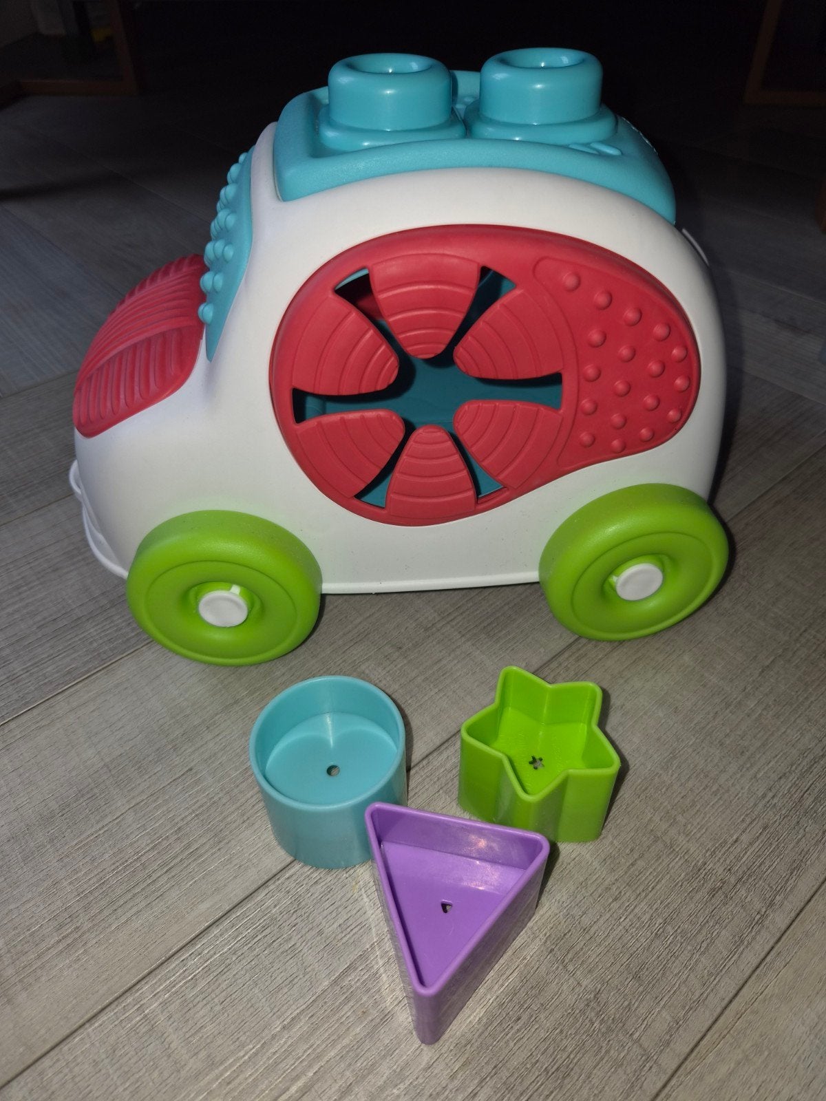 Vormenstoof auto met wieltjes, Ophalen of Verzenden