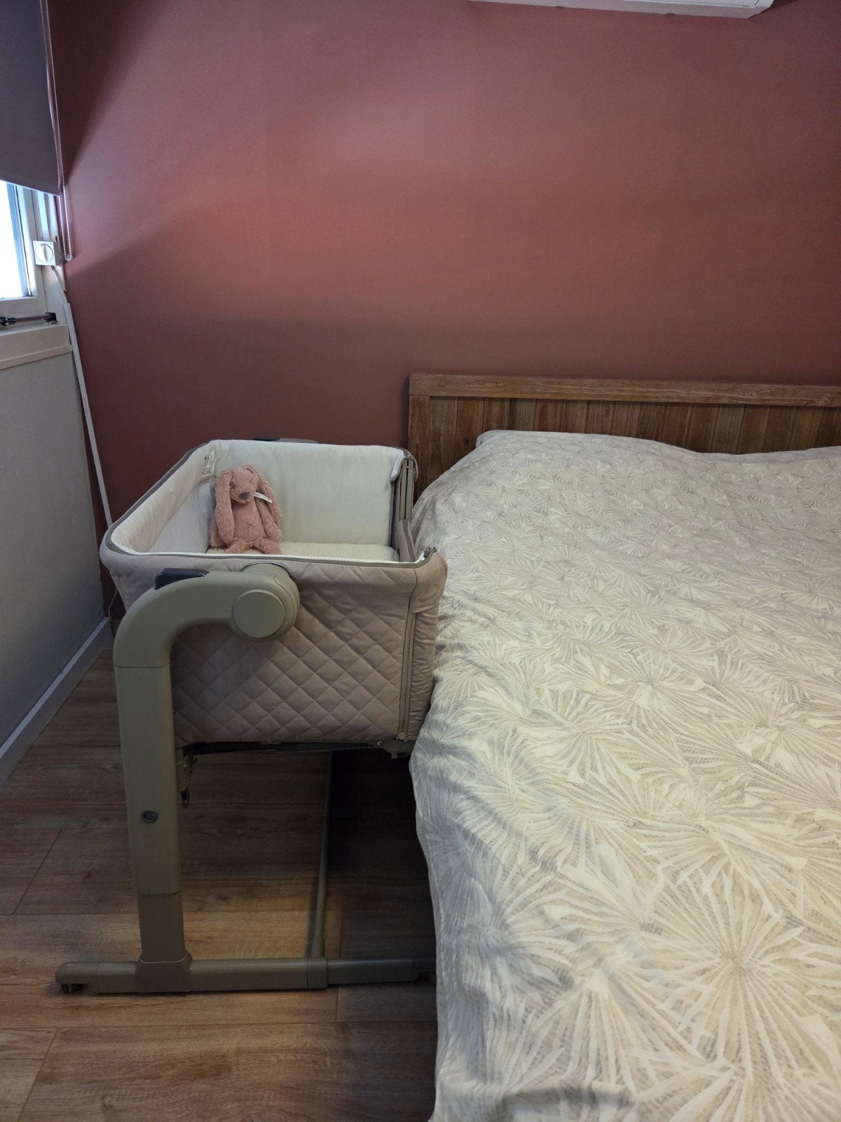 Chicco Next2Me Magic 2 Co-Sleeper + Cocoon Company matras, Ophalen, Zo goed als nieuw, Wieg