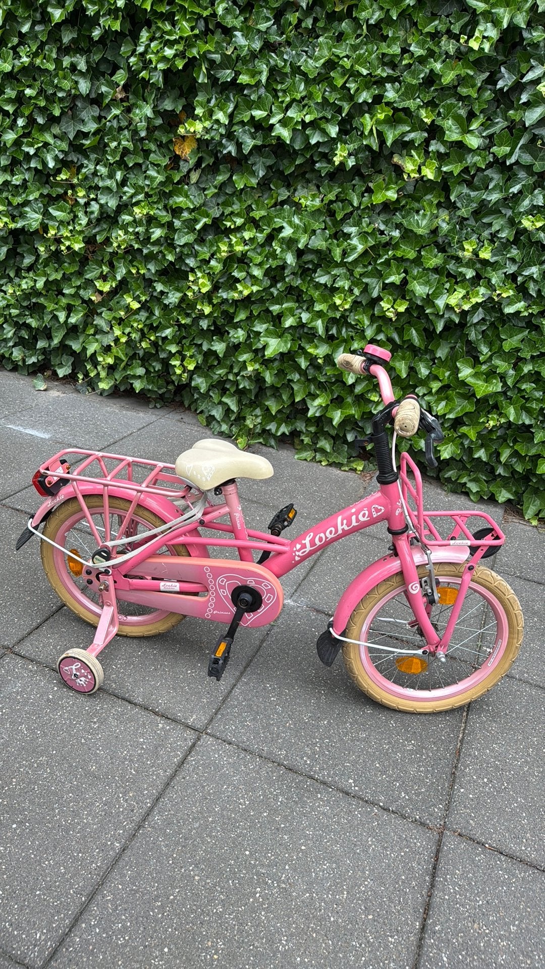 Loekie fiets 16 inch, Ophalen, Gebruikt, 16 tot 20 inch, Zijwieltjes