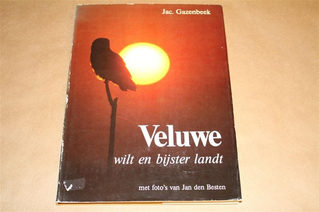 Veluwe wilt en bijster landt. Foto\'s Jan den Besten., Ophalen of Verzenden, Gelezen, Vogels