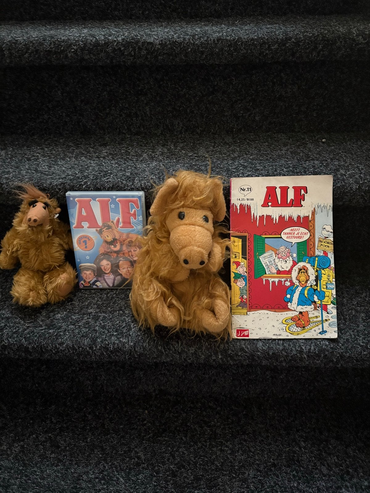ALF knuffel, handpop, dvd set (mist cd 1) en vintage stripbo, Verzenden, Gebruikt