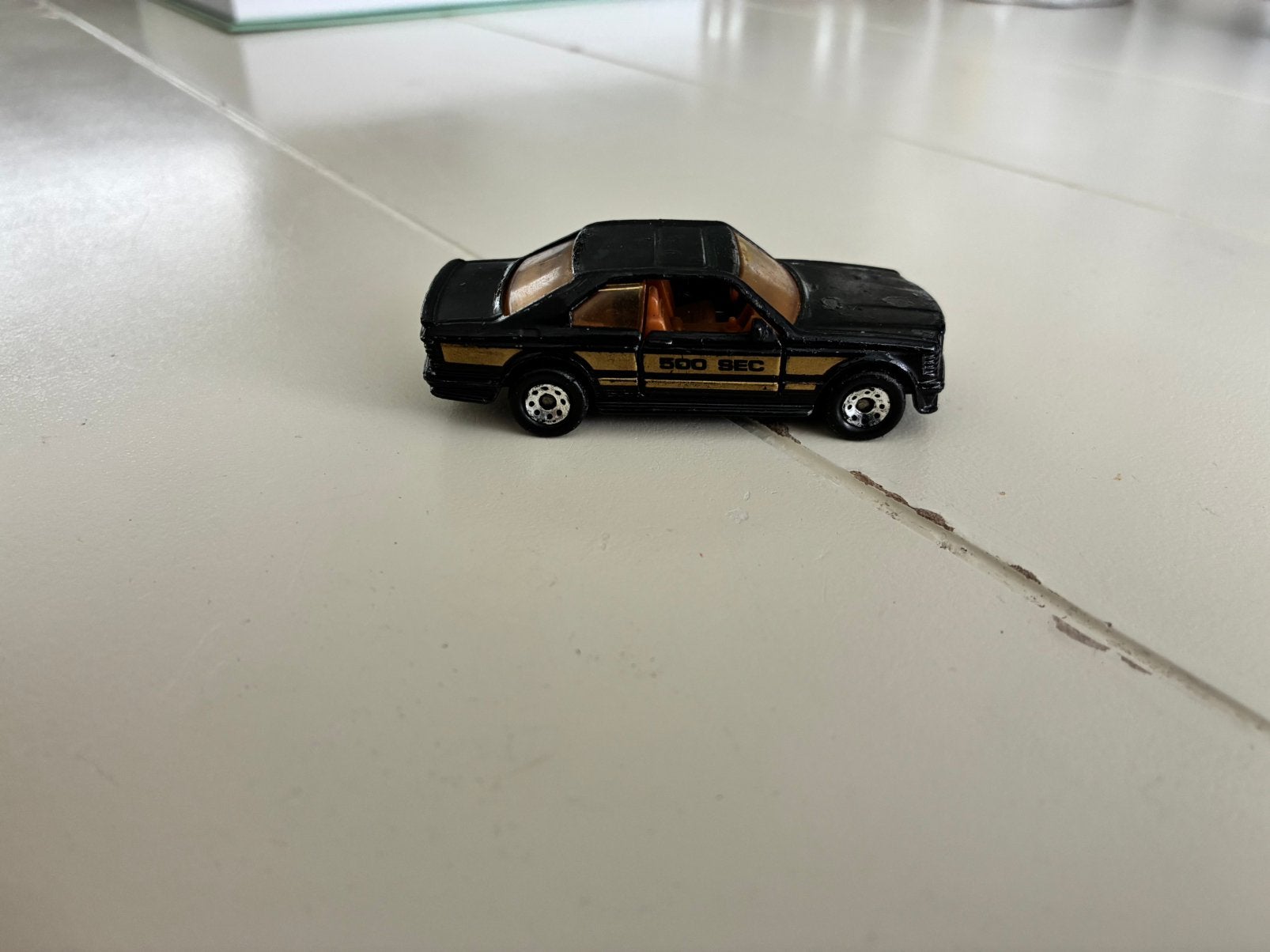 Matchbox Mercedes-Benz 500SEC, Ophalen of Verzenden, Zo goed als nieuw, Auto