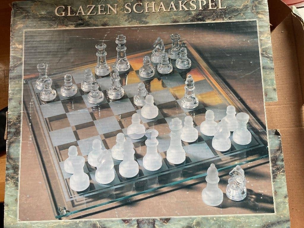 Glazen Schaakspel, Een of twee spelers, Ophalen, Nieuw