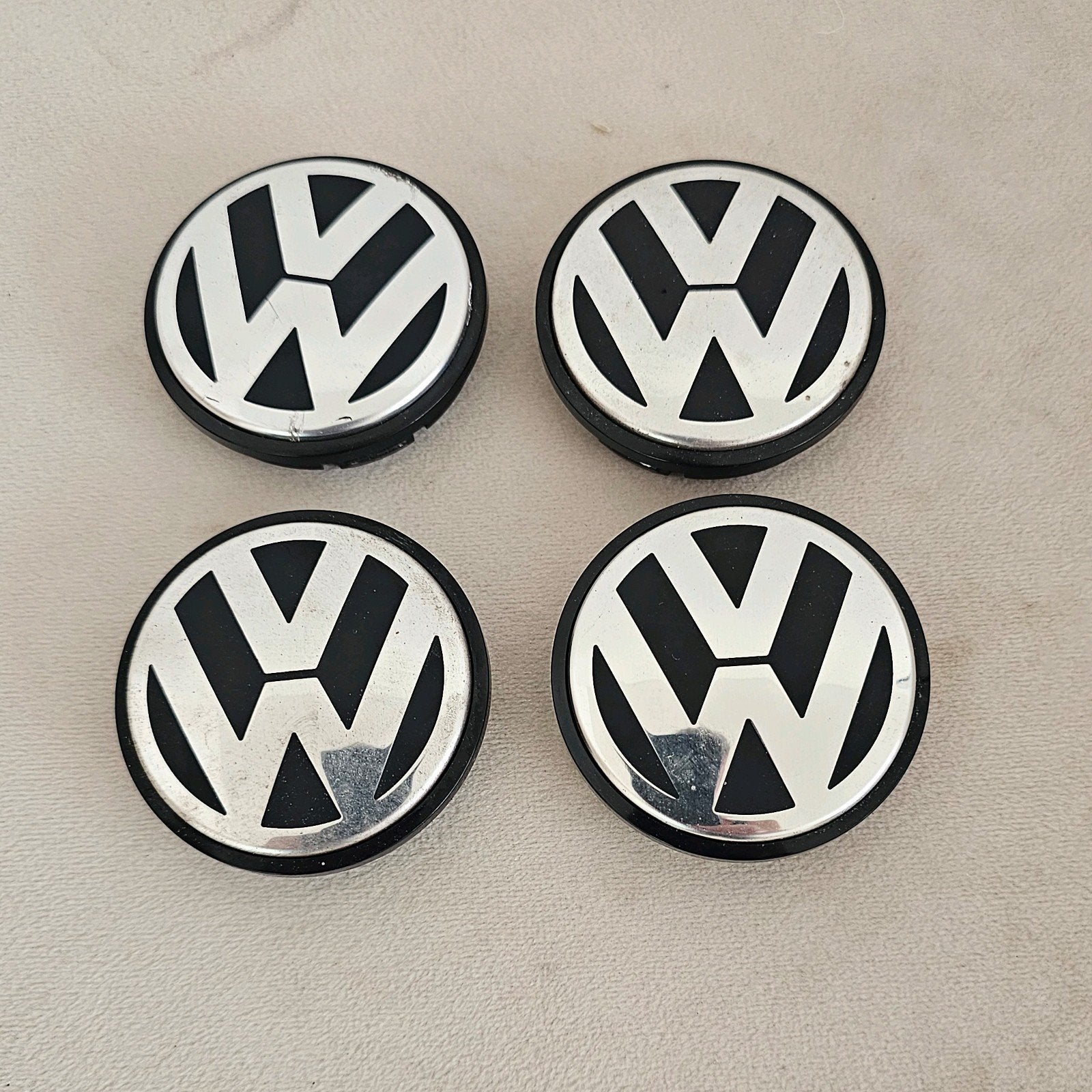 Vw. Origineel Wiel Naafdoppen Gebruikt 56mm, Auto diversen, Wieldoppen, Ophalen