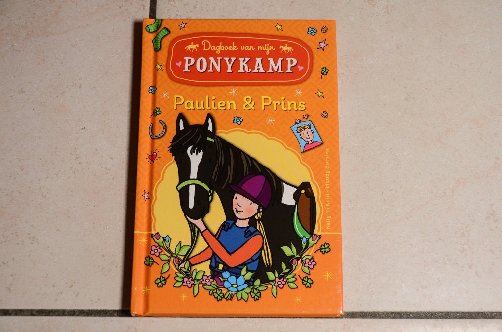 Dagboek van mijn Ponykamp Paulien & Prins / Kelly McCain, Ophalen of Verzenden, Zo goed als nieuw, Fictie algemeen