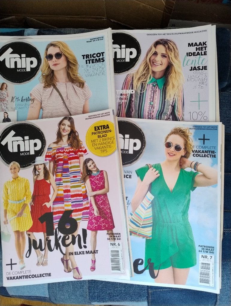 4* Knipmode 2017, Overige typen, Vrouw, Ophalen of Verzenden, Zo goed als nieuw