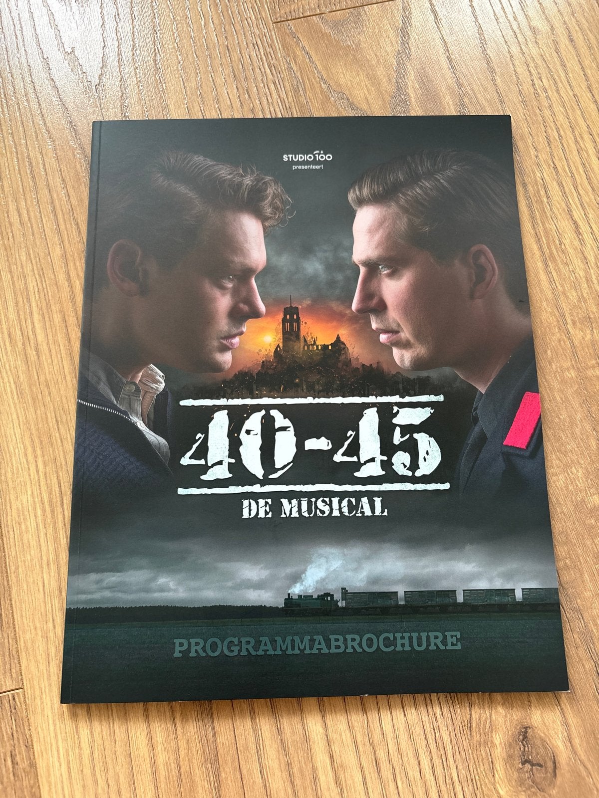 40-45 De Musical Programmabrochure Studio 100, Ophalen of Verzenden, Zo goed als nieuw, België
