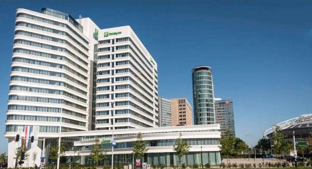 Hotel overnachting ter overname., Twee personen, 1 overnachting