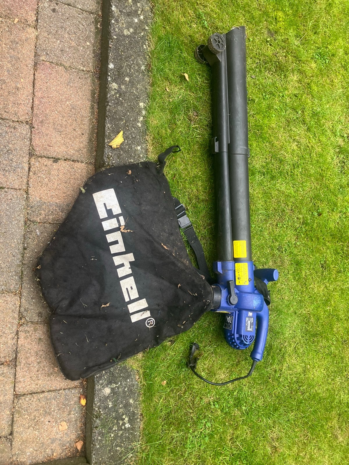 Einhell BG-EL 2300/1 Elektrische Bladblazer/Zuiger, Tuin en Terras, Gebruikt, Handgedragen, Ophalen of Verzenden, Met opvangzak