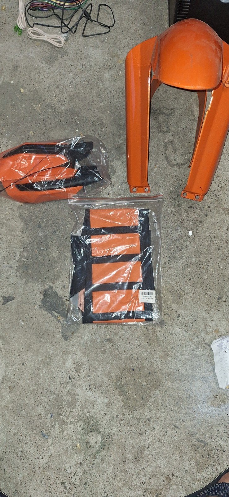 nieuwe ktm hand beschermers  budy overtrek voor spatbord, Motoren, Ophalen of Verzenden, Nieuw