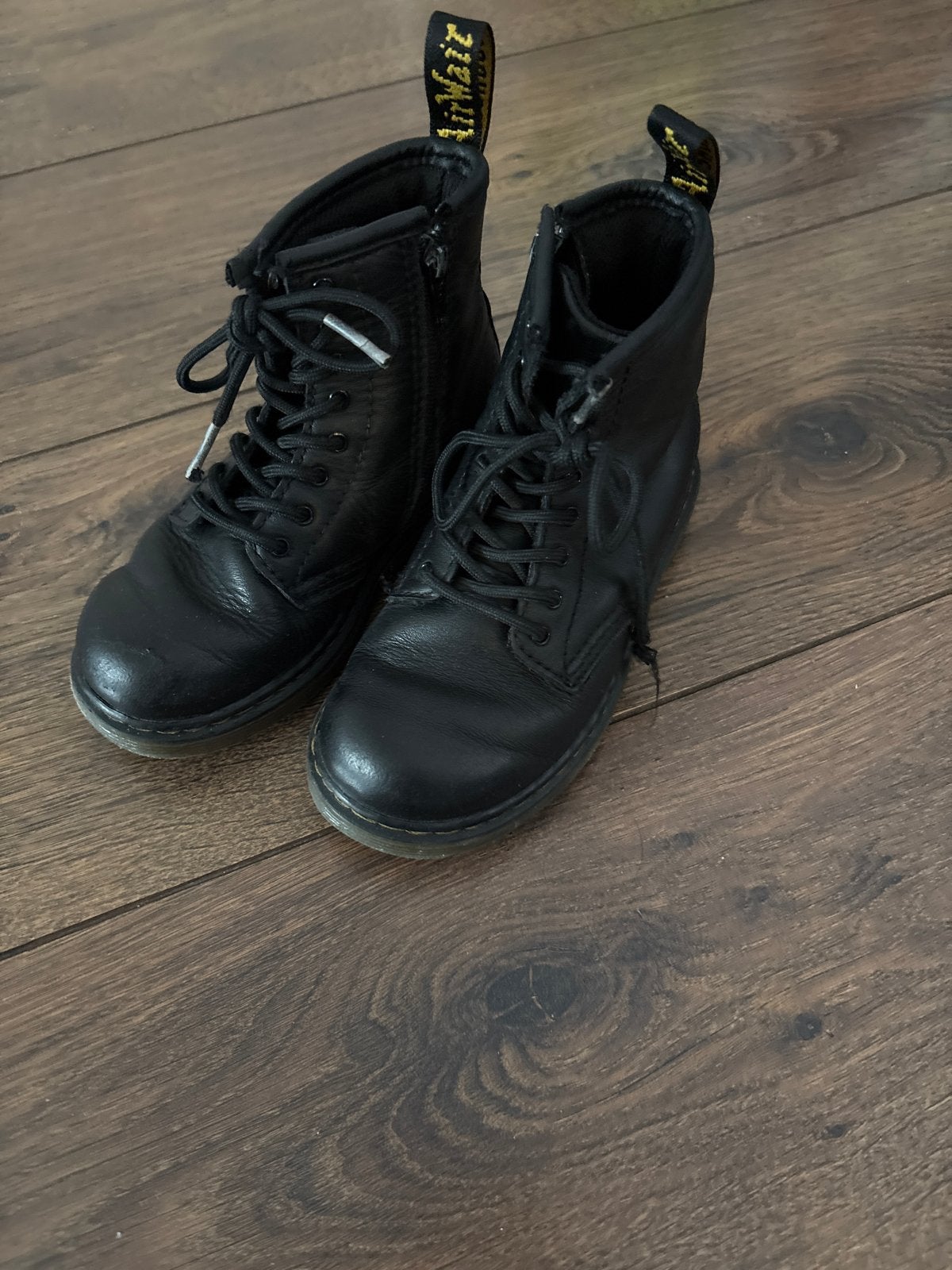 Dr. Martens laarzen maat 27, Kinderen en Baby's, Kinderkleding | Schoenen en Sokken, Gebruikt, Meisje, Ophalen of Verzenden, Laarzen