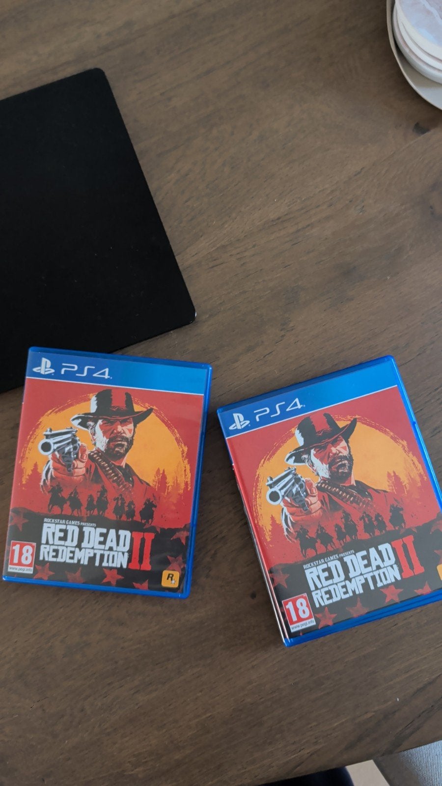 Red Dead Redemption 2 (RDR2) PS4 - 2 voor   10 euro, Ophalen of Verzenden, Zo goed als nieuw, Avontuur en Actie, Vanaf 18 jaar