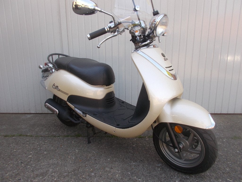 SYM Cello - slechts 450km - Nieuwstaat, Fietsen en Brommers, Scooters | SYM, Ophalen, Zo goed als nieuw, Benzine, Overige modellen