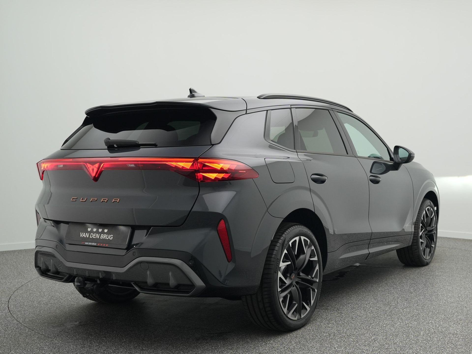CUPRA Terramar 1.5 TSI e-Hybrid 272pk VZ | Panoramadak | Tre, Auto's, 4 cilinders, 2000 kg, 150 min, Alcantara