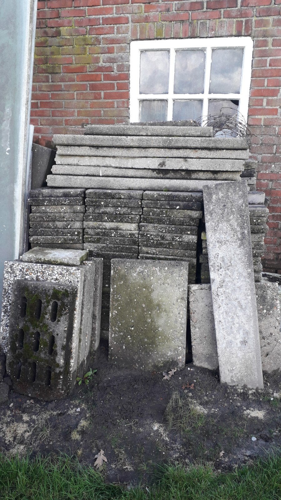 Gratis af te halen: betontegels, Ophalen, Beton, Terrastegels