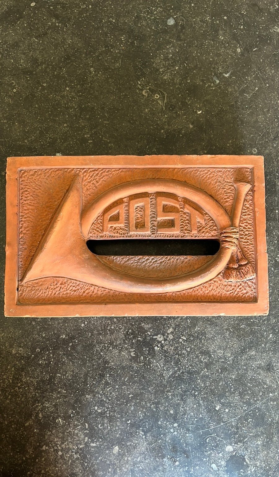 Aardewerk metsel Brievenbus POSTHOORN Russel Tiglia 1930 -40, Ophalen of Verzenden