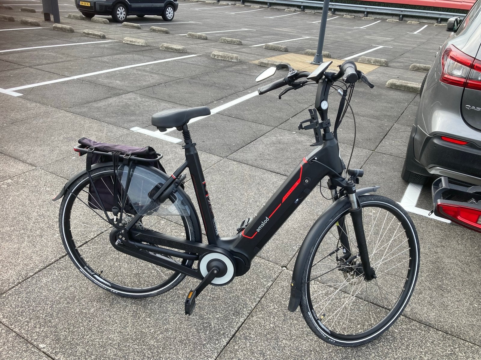 Amslod Venton E-LD-540,2024,april,,Frame maat 57 cm., Fietsen en Brommers, Zo goed als nieuw, 50 km per accu of meer, 55 tot 59 cm