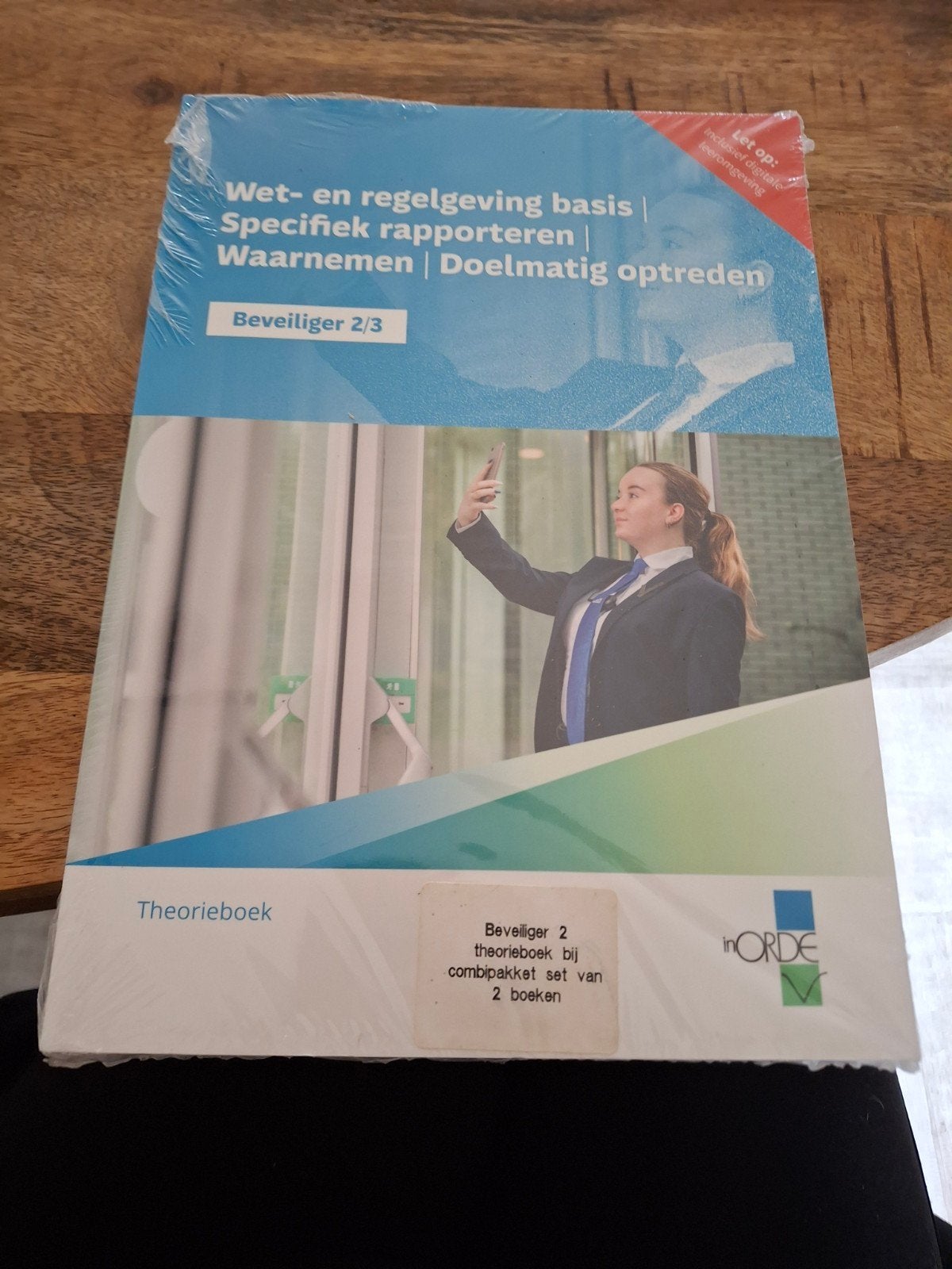 Beveiliger 2 theorieboeken (2 stuks) nieuw in verpakking, Boeken, Ophalen of Verzenden, Nieuw