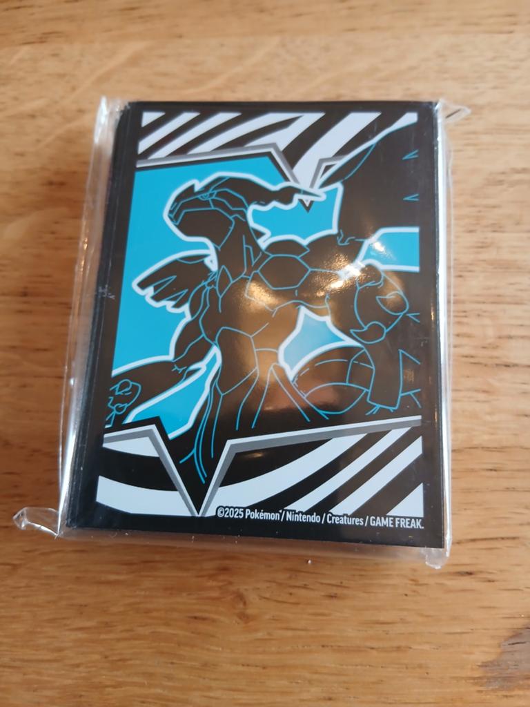 Pokémon Kaarthoesjes Reshiram & Zekrom (2025), Ophalen of Verzenden, Nieuw, Sleeves of Kaarthoesjes